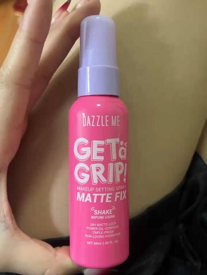 Лиза Спаркс желіде