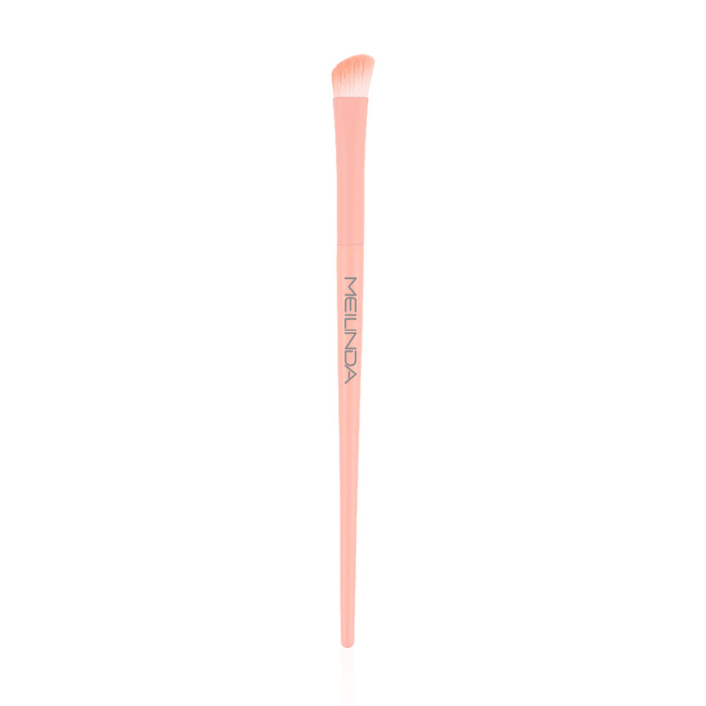 Mei Linda Perfect Pastel Angled Eyeshadow Brush