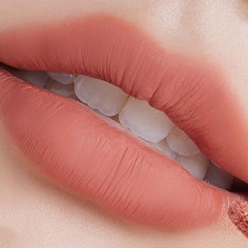 Naree Ultra Matte Liquid Lipstick 2.5g #08 So Peach ( สินค้าหมดอายุ : 2025.08.06 ) 