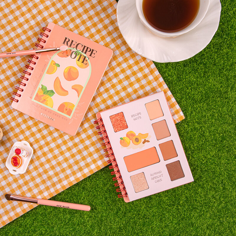 CORINGCO COSMETICS Recipe Note Eyeshadow Palette 10g #02 Almond Apricot Cake ( สินค้าหมดอายุ : 2025.06.22 ) 