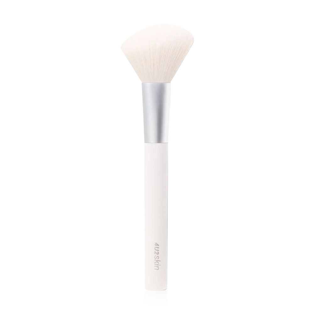 4U2 Skin Pro Blush Brush 0.03g
