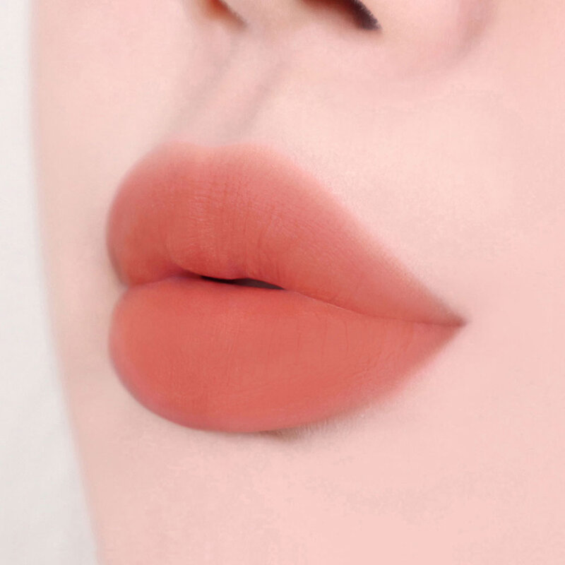 CORINGCO COSMETICS Berry Chu Bonny Lipstick 3.4g #B01 ( สินค้าหมดอายุ : 2025.11.09 ) 