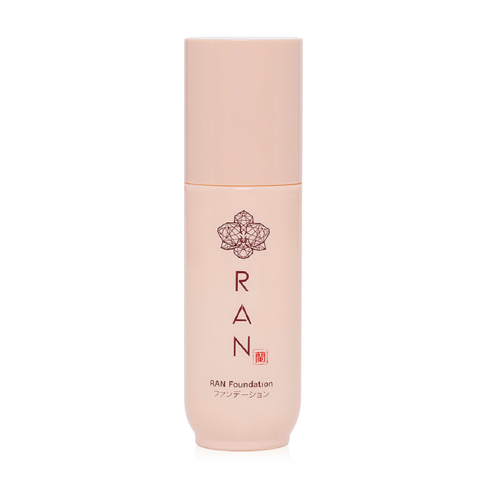 RAN COSMETIC Ultra Stay Flawless Foundation by Pom Vinij #02/5 Warm Beige ( สินค้าหมดอายุ : 2026.02.16 ) 