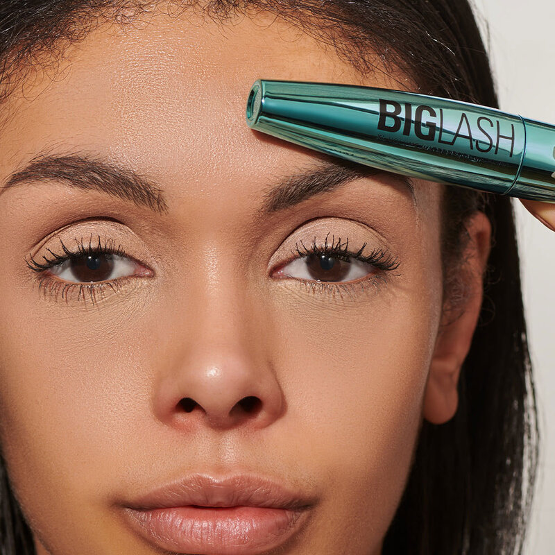 Makeup Revolution Big Lash Xl Volume Waterproof Mascara 8g ( สินค้าหมดอายุ : 2025.12.01 ) 