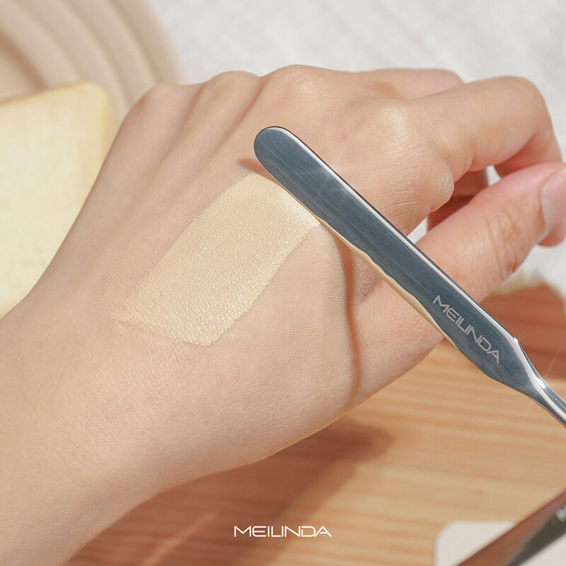 Mei Linda Base Makeup Spatula 1pc
