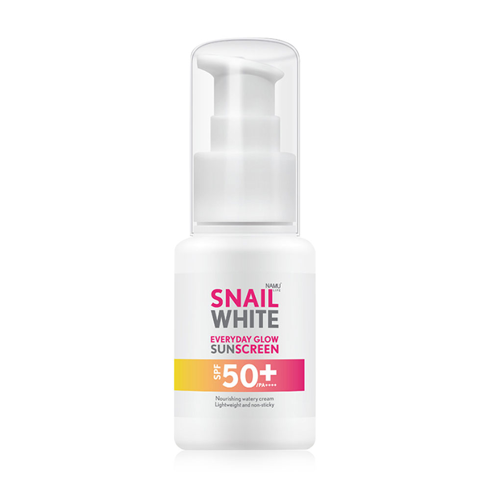 NAMU LIFE SNAILWHITE Everyday Glow Sunscreen SPF50+ PA++++ 50ml ( สินค้าหมดอายุ : 2025.11.25 ) 