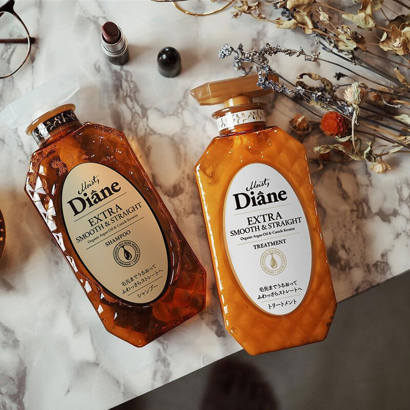 Moist Diane Extra Smooth & Straight Treatment 450ml