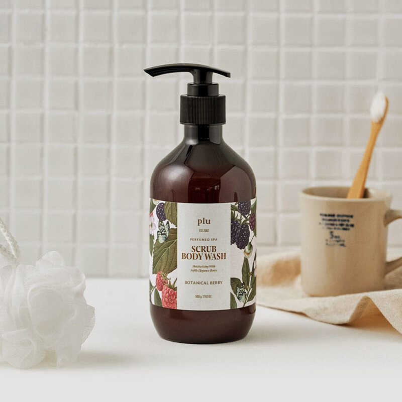 Plu Perfumed Spa Scrub Body Wash Botanical Berry 500g