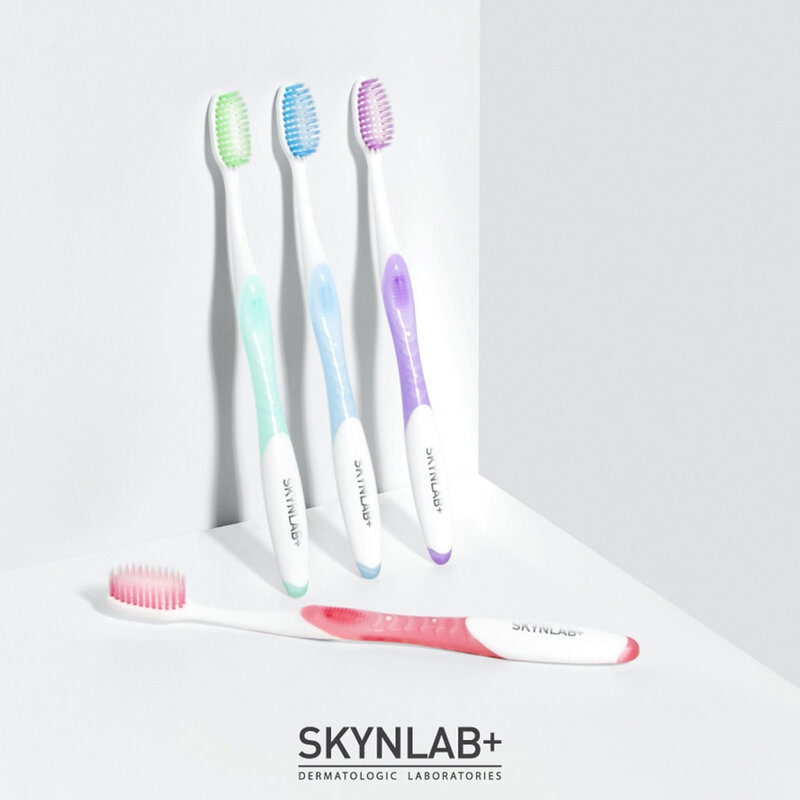 Skynlab Premium Slim Soft Toothbrush Blister Pack 4pcs [Mixed Color]