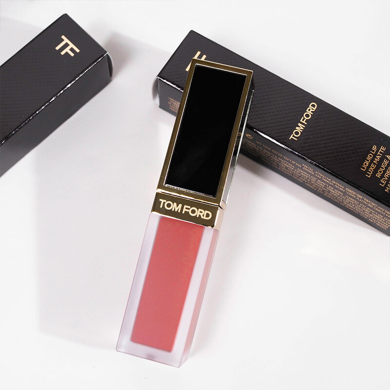 Tom Ford Liquid Lip Luxe Matte 6ml #121 Lark ( สินค้าหมดอายุ : 2025.11.01 ) 