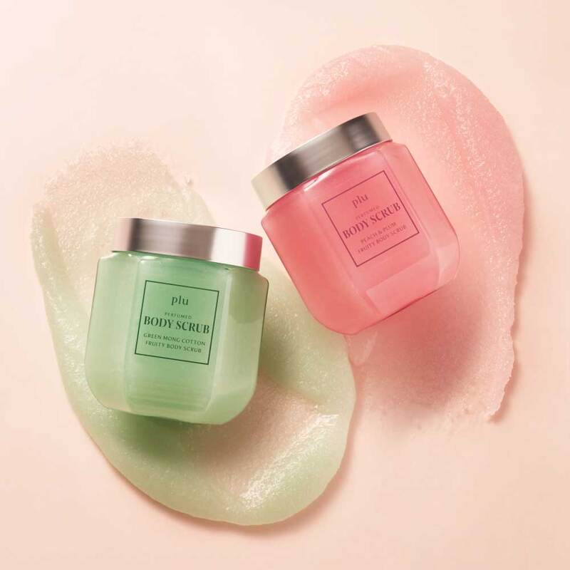 Plu Perfumed Fruity Body Scrub Green Mong Cotton 500g