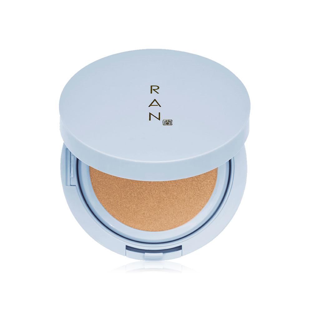 RAN COSMETIC Perfect Glow Cushion SPF 50+ PA++++ By Pom Vinij 15g #02 Medium Light