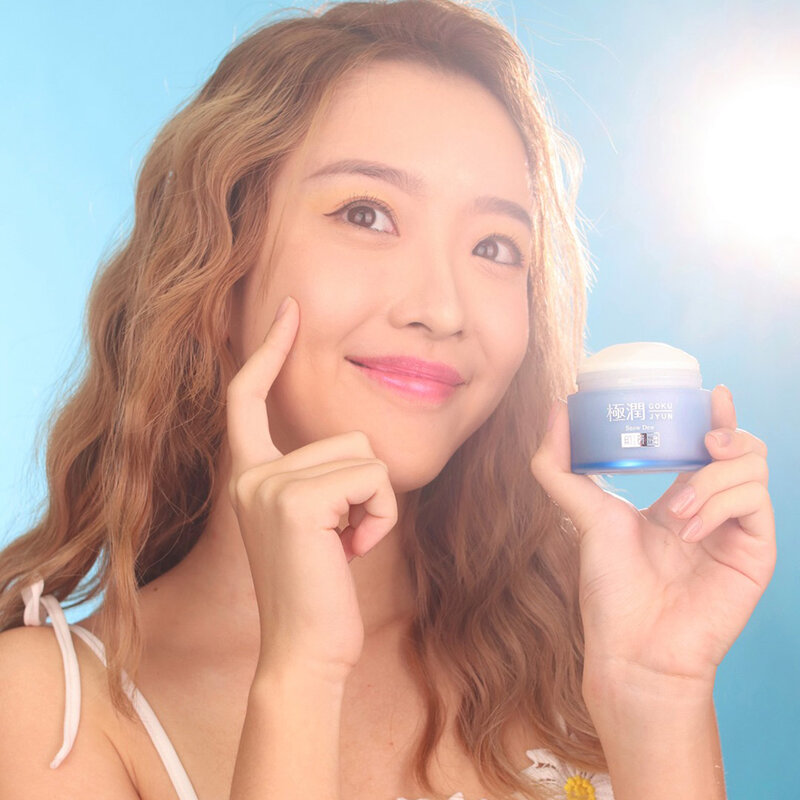 Hada Labo Hydrating Snow Dew 50g