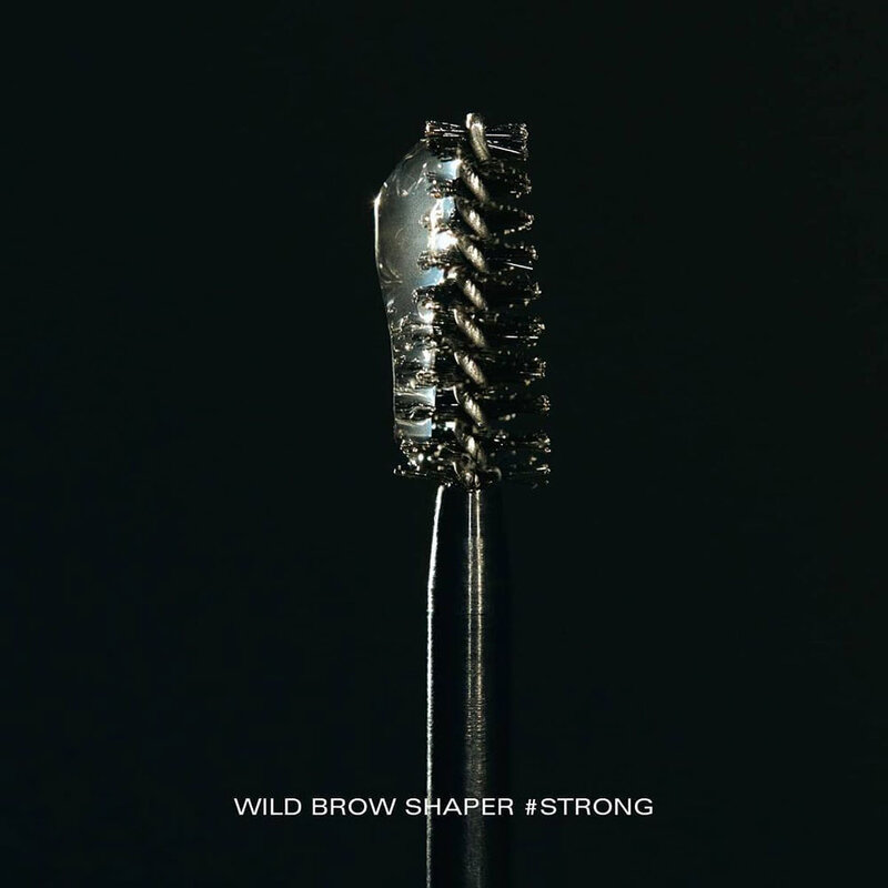 Laka Wild Brow Shaper 9g #Strong