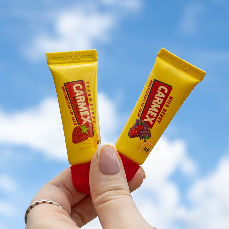 Carmex StrawBerry BP Squeeze Tube 10g