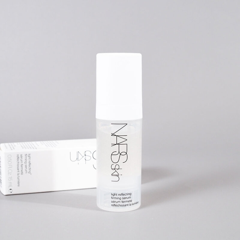 NARS Skin Light Reflecting Firming Serum 15ml ( สินค้าหมดอายุ : 2025.10.01 ) 