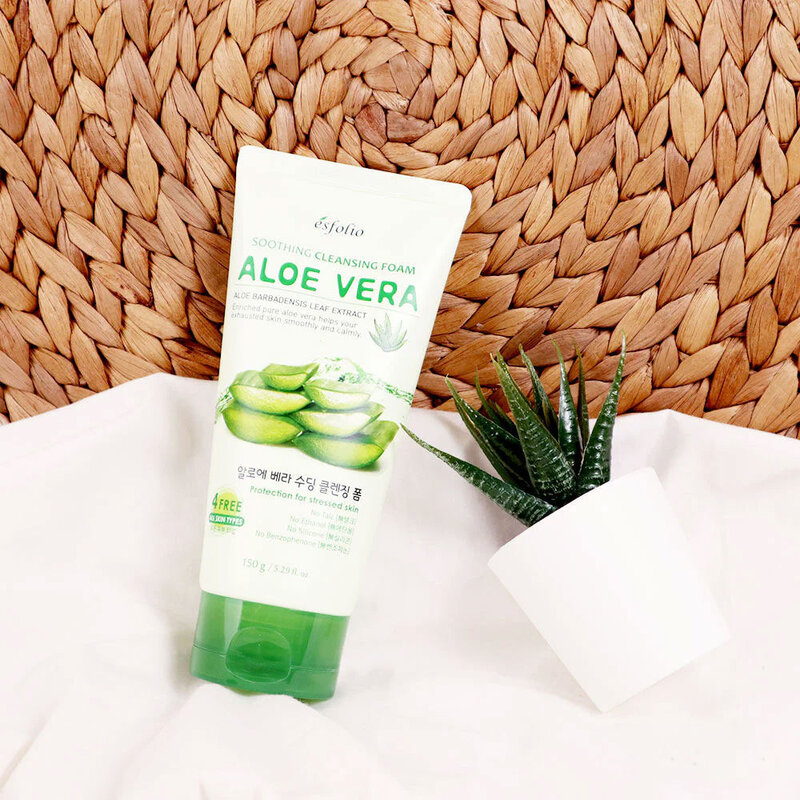 Esfolio Aloe Vera Soothing Cleansing Foam 150g