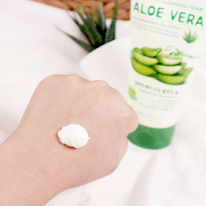 Esfolio Aloe Vera Soothing Cleansing Foam 150g
