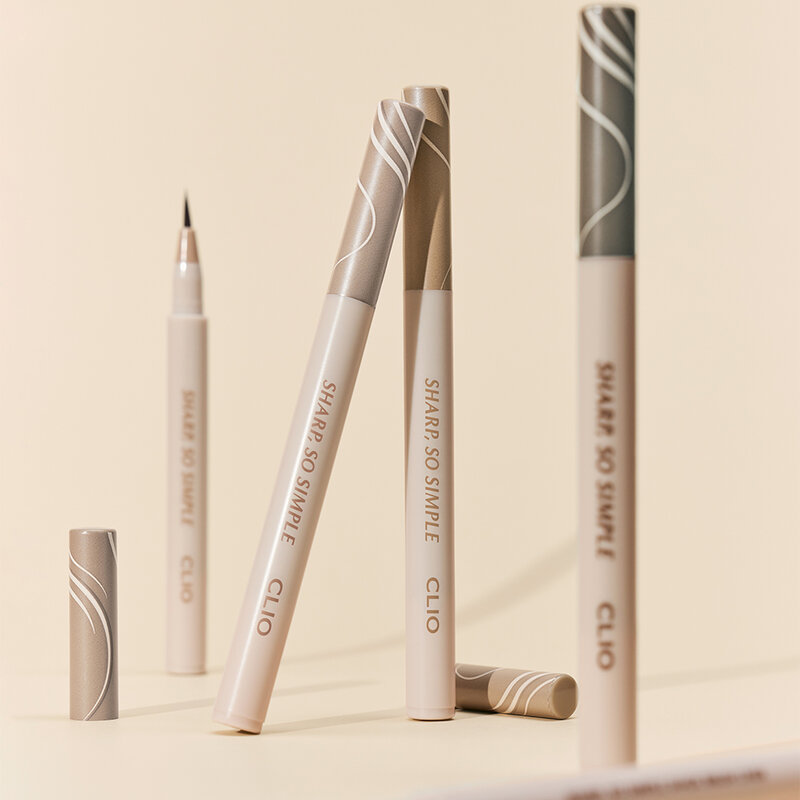 CLIO Sharp So Simple Shade Brush Liner 0.5g #001 Milk Brown ( สินค้าหมดอายุ : 2026.04.02 ) 