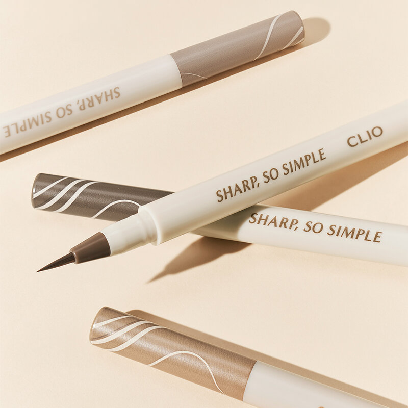 CLIO Sharp So Simple Shade Brush Liner 0.5g #001 Milk Brown ( สินค้าหมดอายุ : 2026.04.02 ) 