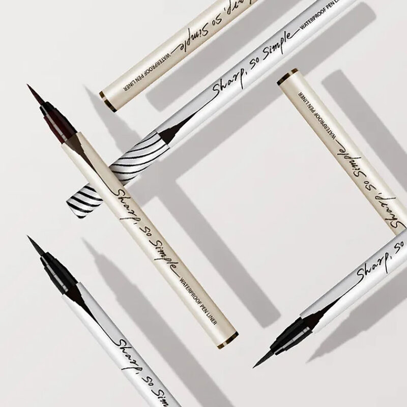 CLIO Sharp So Simple Waterproof Pen Liner 0.65ml #001 Black
