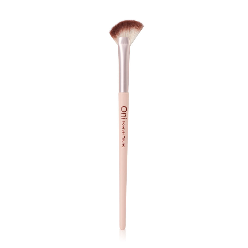 Oni Highlighting Fan Brush #Sakura Pink