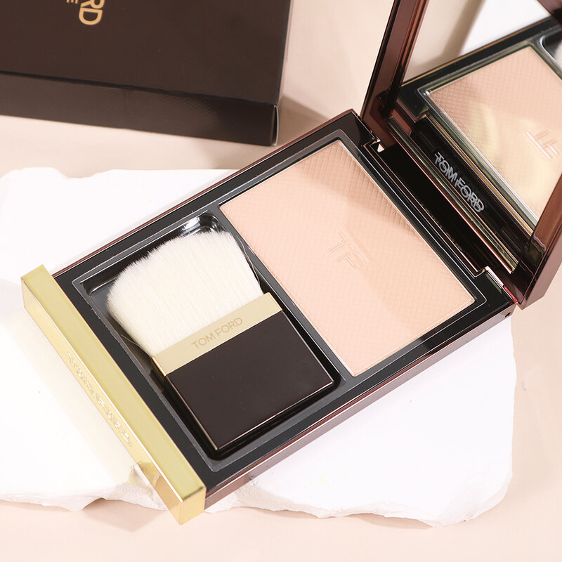 Tom Ford Architecture Soft Matte Blurring Powder 9g #02 Ivory Fawn