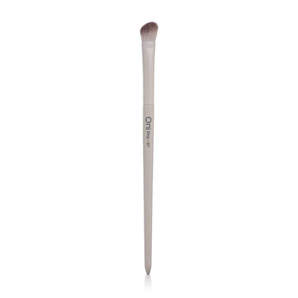 Oni Pro Angled Shadow Brush #07
