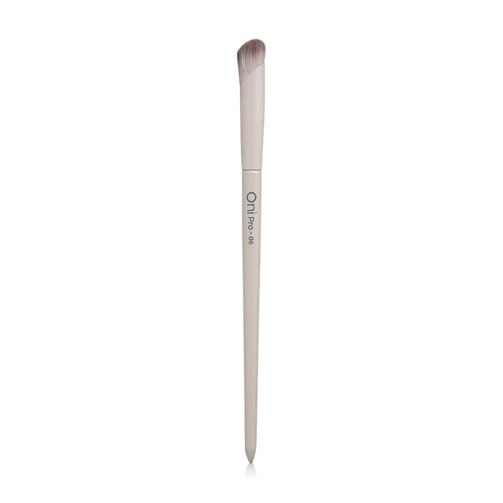 Oni Pro Concealer Brush #06