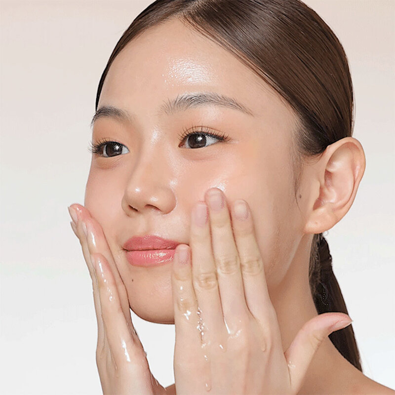Laneige Perfect Renew Nourishing Oil-To-Foam Cleanser 200ml