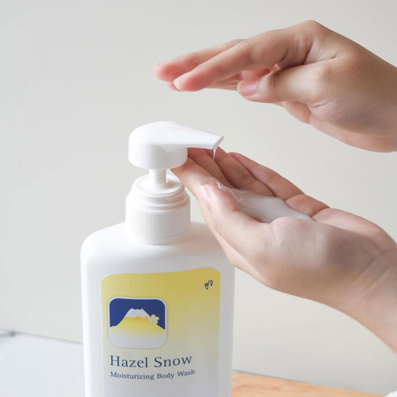 Fuji Cream Hazel Snow Moisturizing Body Wash 400g [Free! Refill 400g]