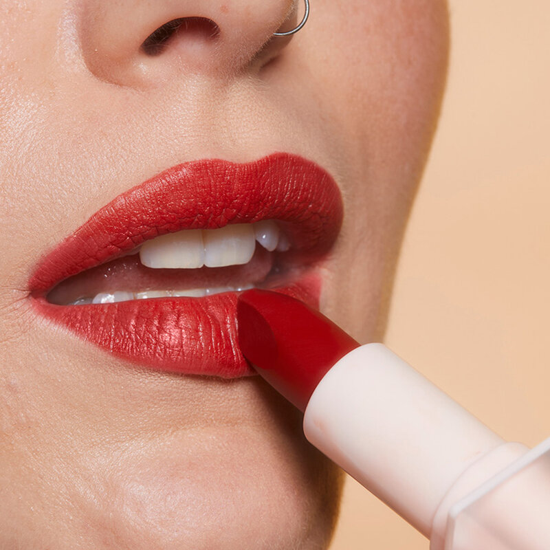 Makeup Revolution Lip Allure Soft Satin 3.2g #CEO Brick Red