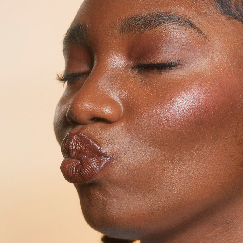 Makeup Revolution Lip Allure Soft Satin 3.2g #Stiletto Brown