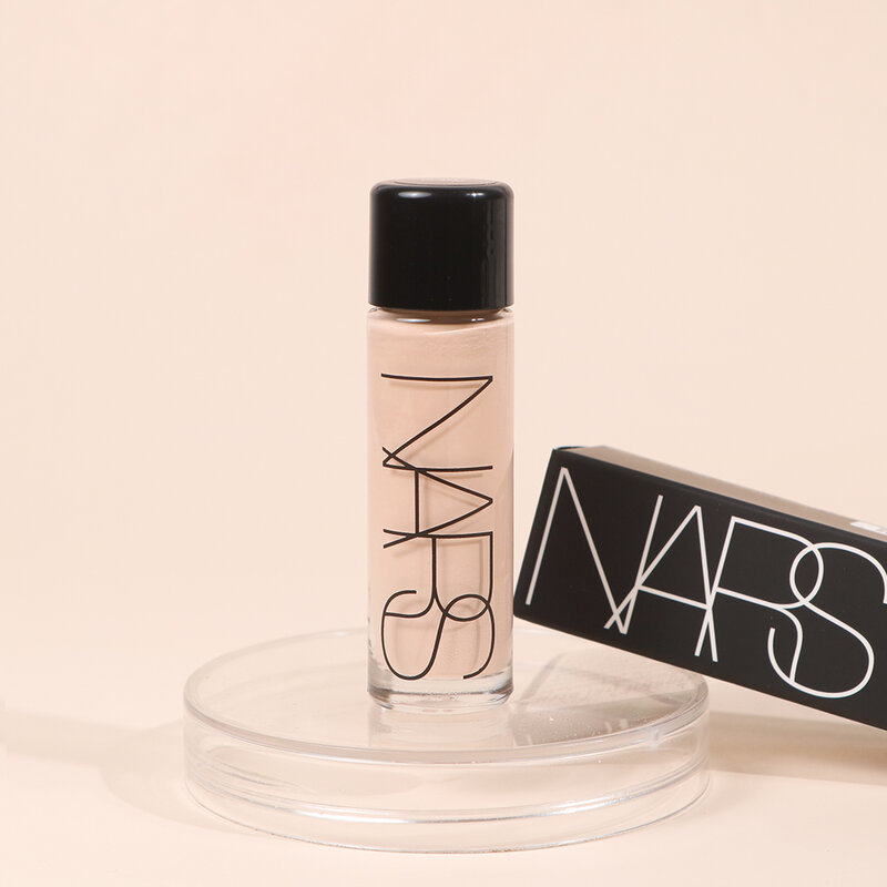 NARS Light Reflecting Foundation 10ml #Mont Blanc