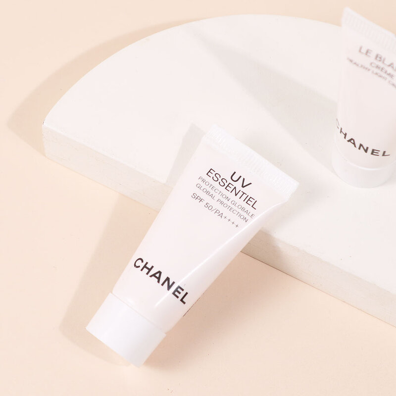 Chanel UV Essentiel Protection Globale Global Protection SPF50 PA++++ 5ml